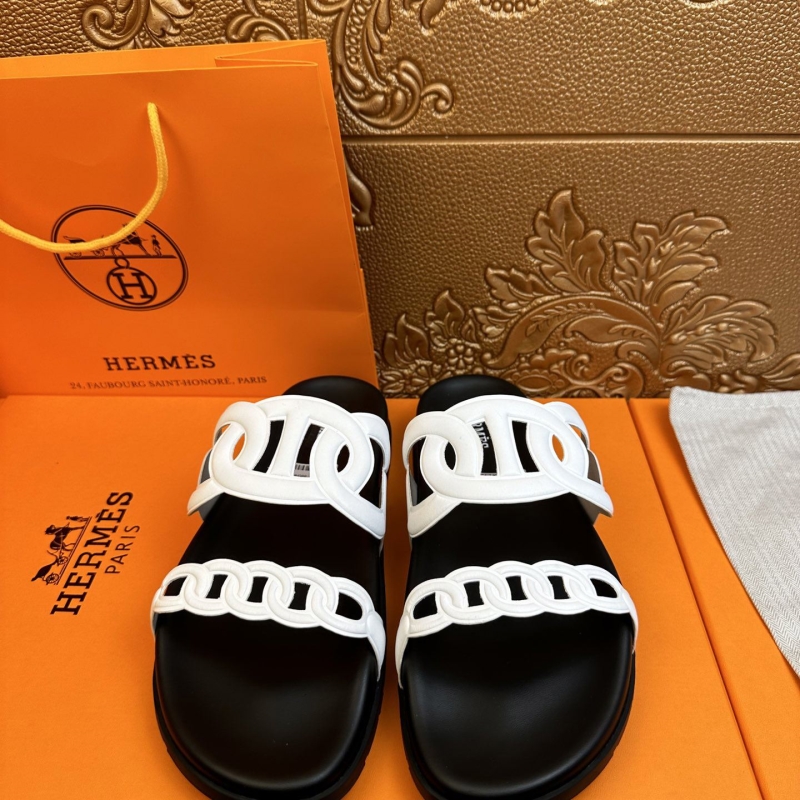 H**mes slippers